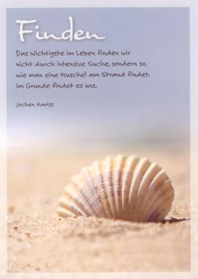 GWBI Finden Muschel am Strand Classic Line Postkarte